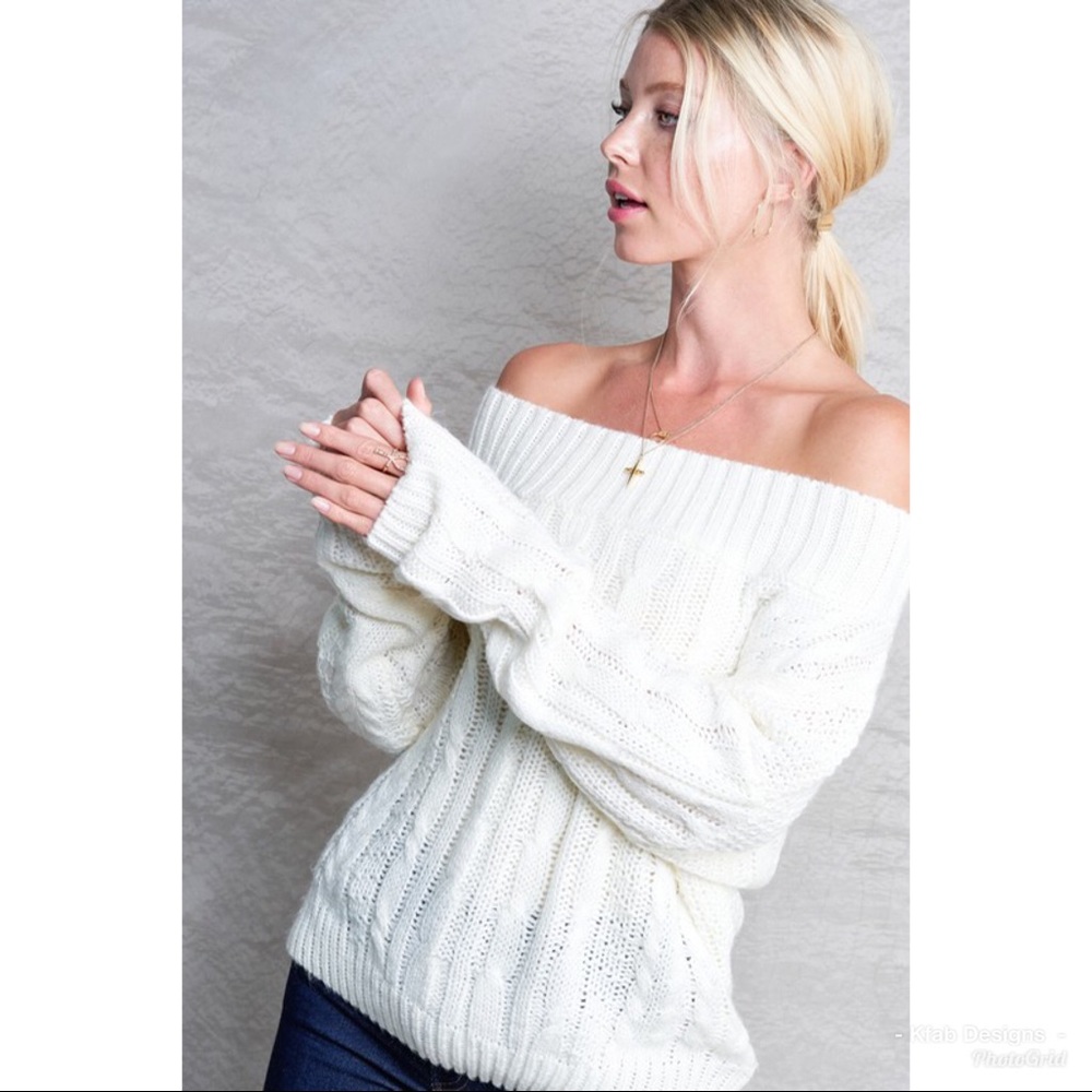 ā¤ļøLAST! Off Shoulder Slouchy Cable Knit Sweater! - Picture 4 of 5
